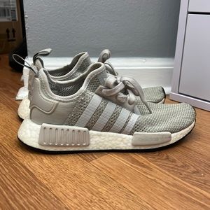 Kids ADIDAS NMD grey with white sneakers